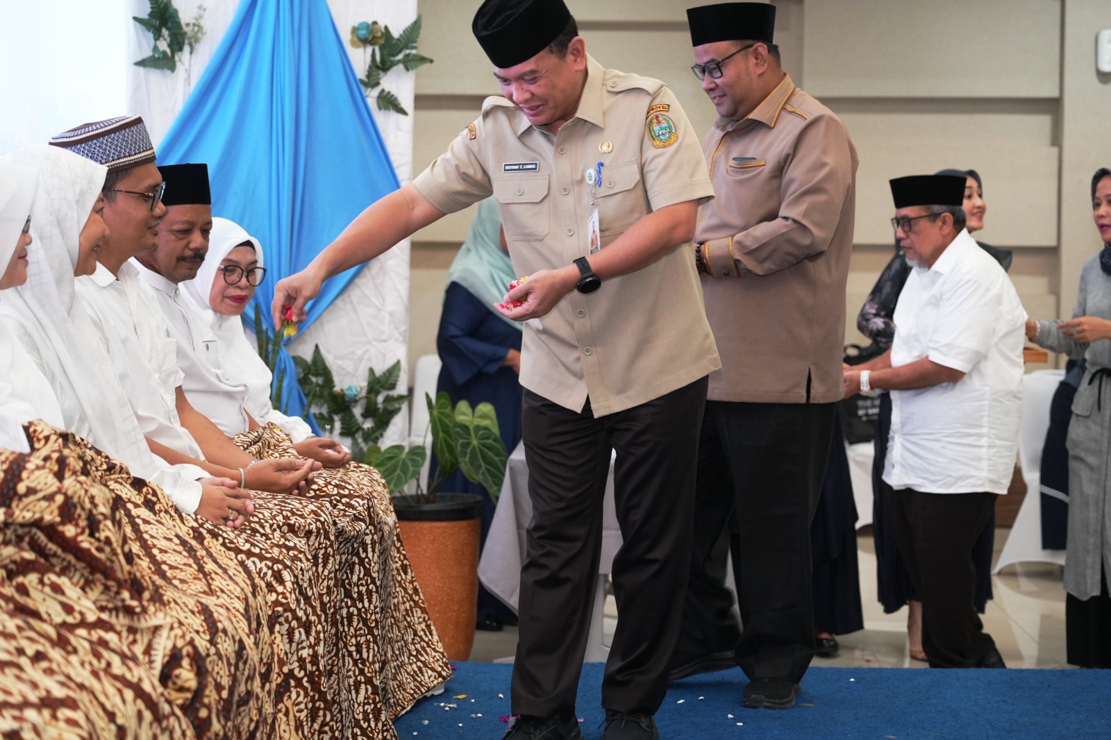Tepung Tawar Calon Jemaah Haji Bapenda Sumut: Rajut Kebersamaan, Raih Haji Mabrur
